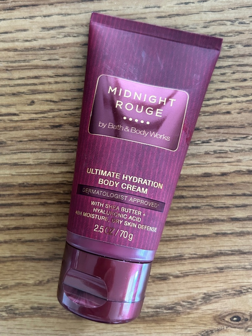 🎃FREE WITH $15 PURCHASE!! Midnight Rouge Lotion